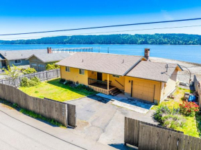 Waterfront Retreat, Relaxation, Fun in Hood Canal